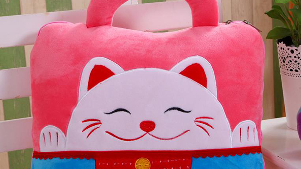 卡通盖毯抱枕